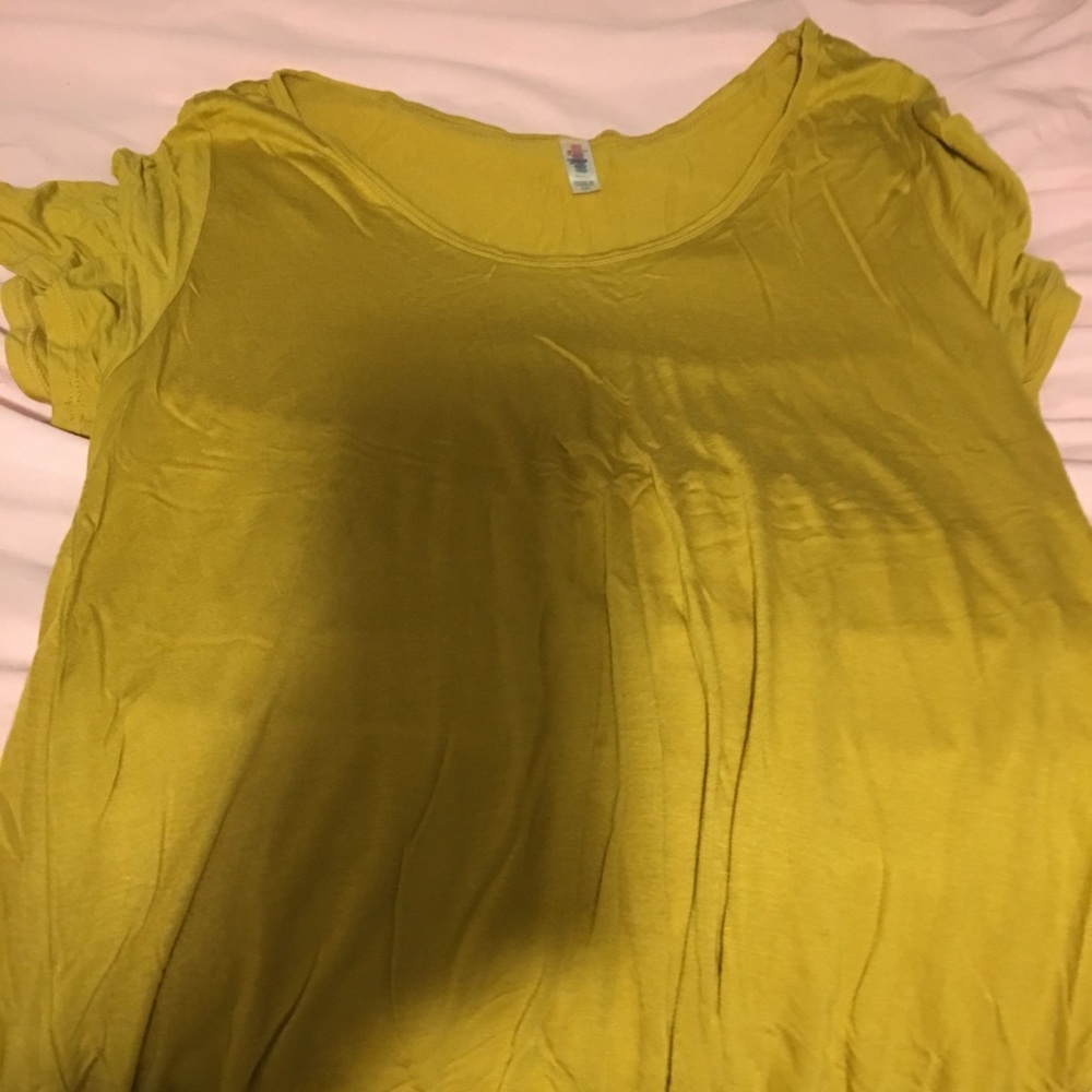 Lularoe short sleeve shirt